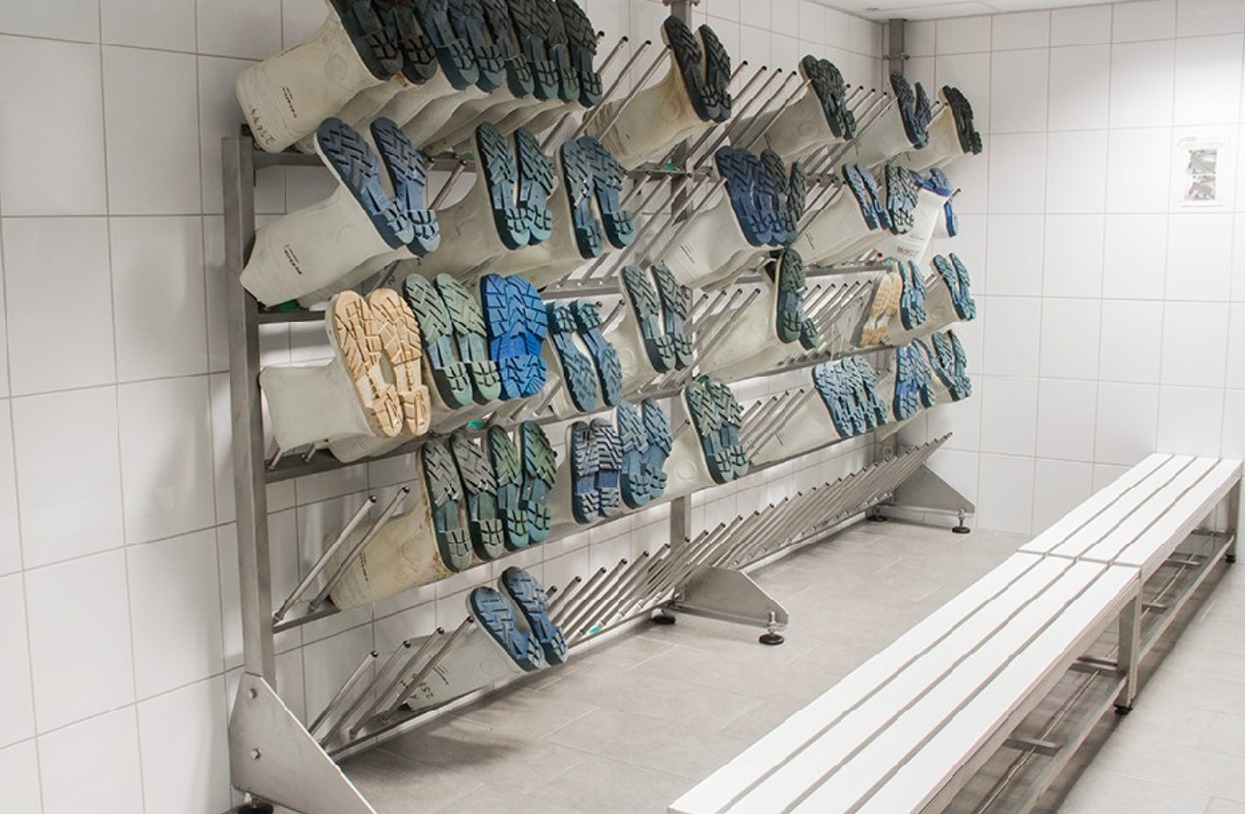 Boot storage racks - Image 3