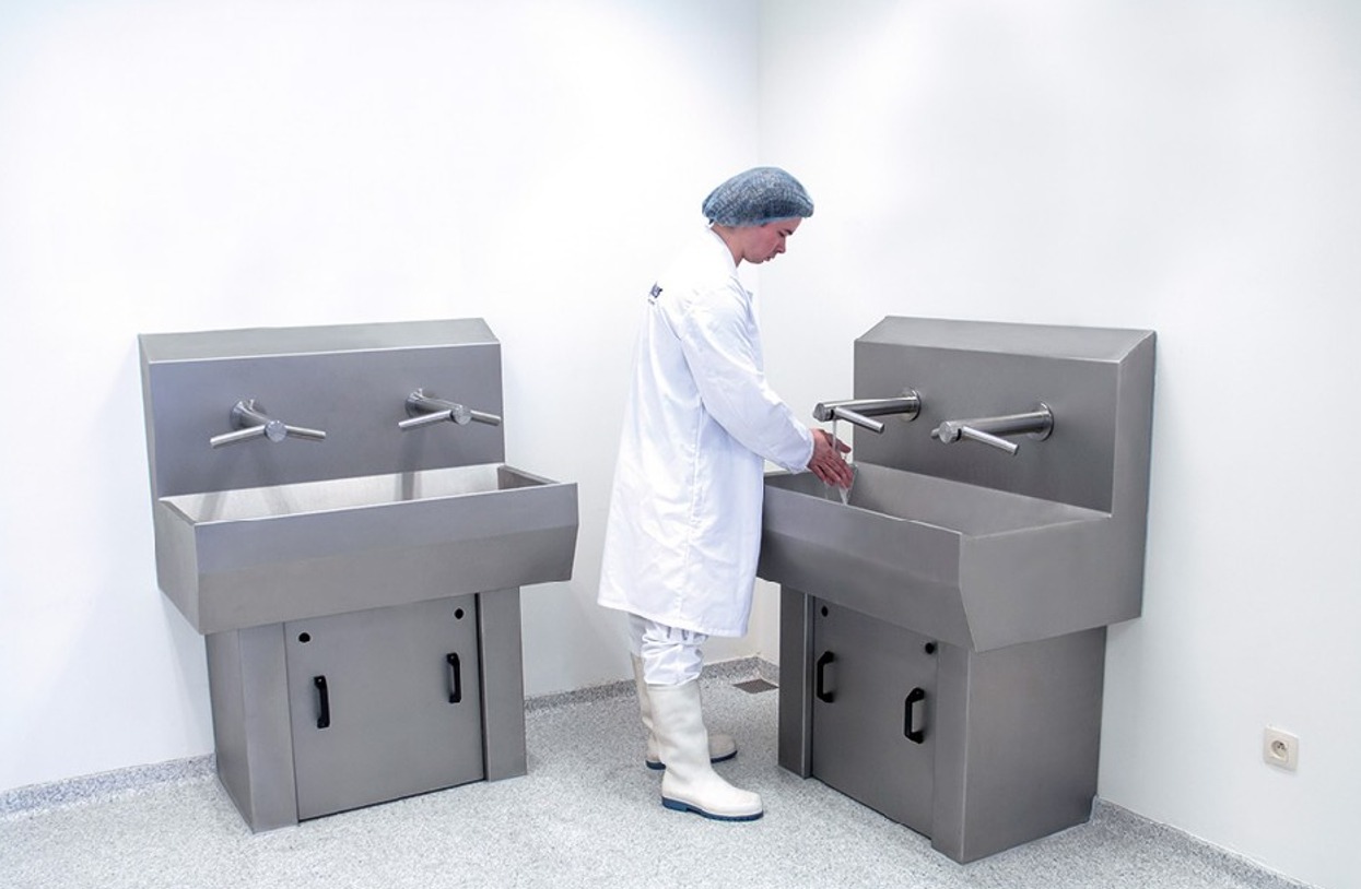 Wash basins with hand dryer - Image 3